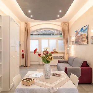 Giulia's House Apartamento Roma